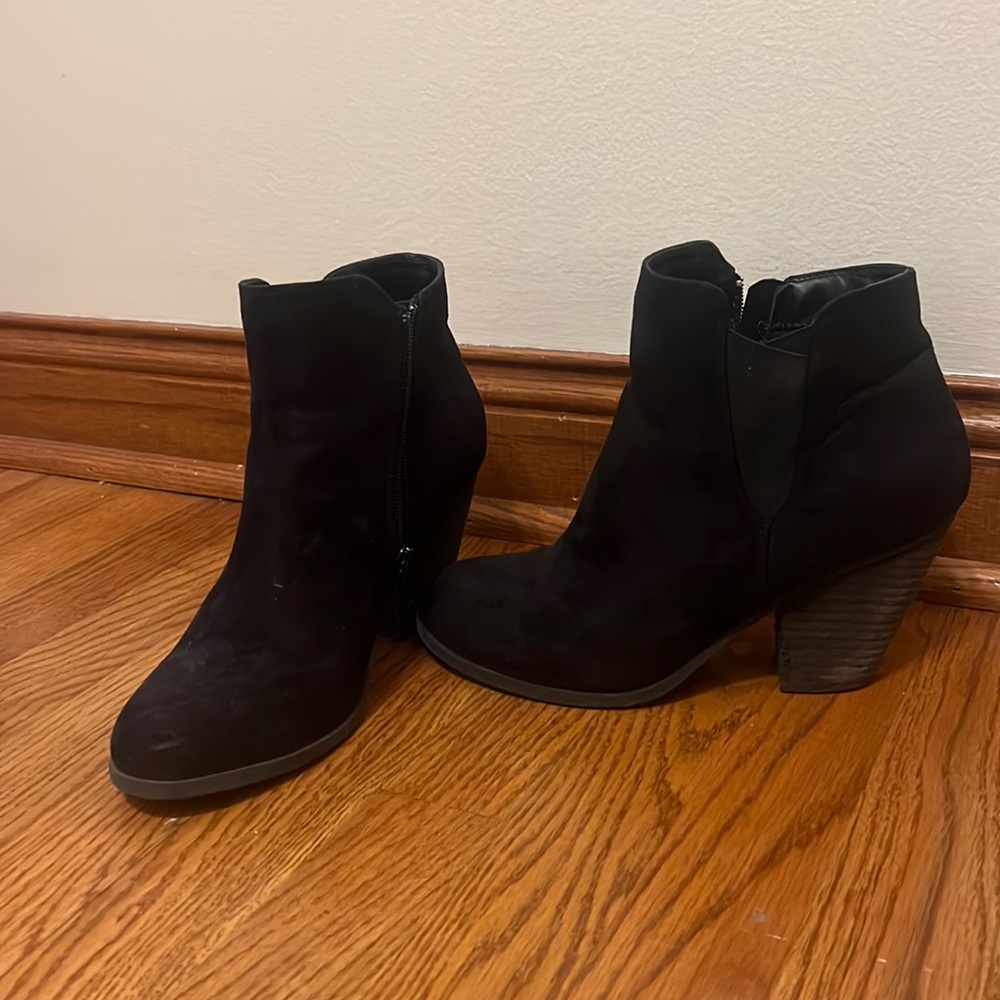 Ankle boot size 8.5